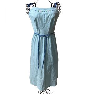 Vintage 60’s Chic Light Blue Floral Midi Dress. Fits Size Small.